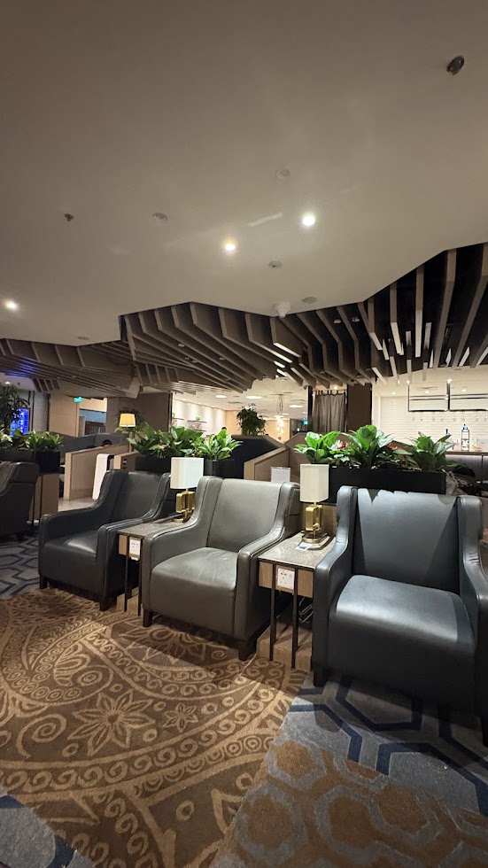 チャンギ空港のPlaza Premium Loungeを利用|料金・シャワー・食事を実体験で紹介