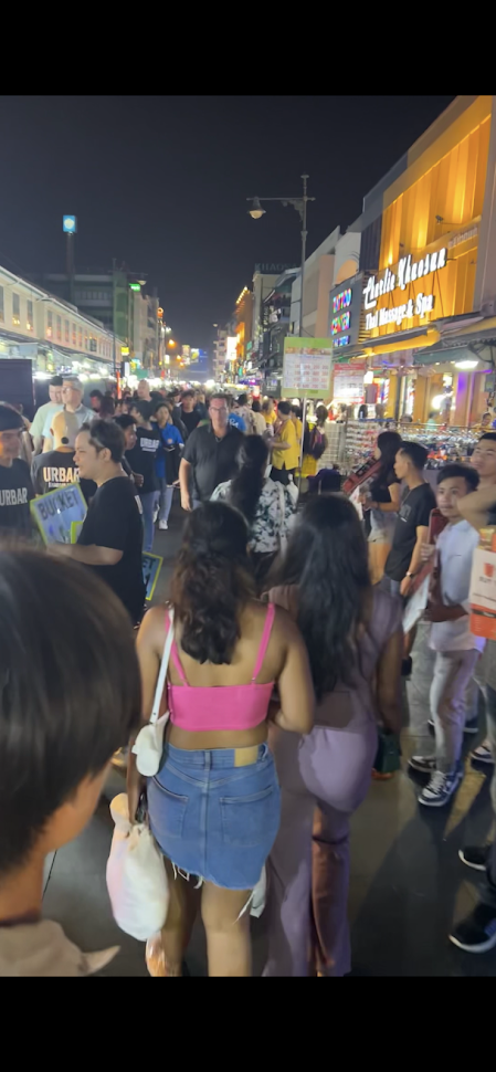 初海外のタイで受けた雑多なバンコクの街並みのイメージ